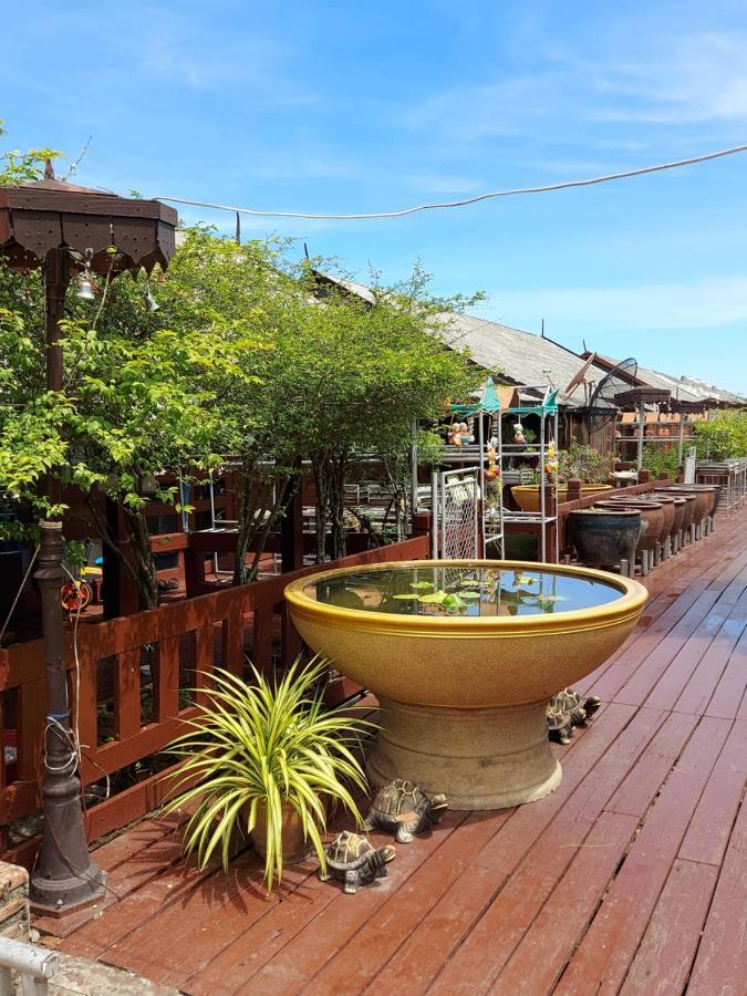春武里 Ruan Talay Bangsaray酒店 外观 照片